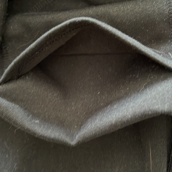 FABLETICS BLACK LEGGINGS - Picture 5 of 5